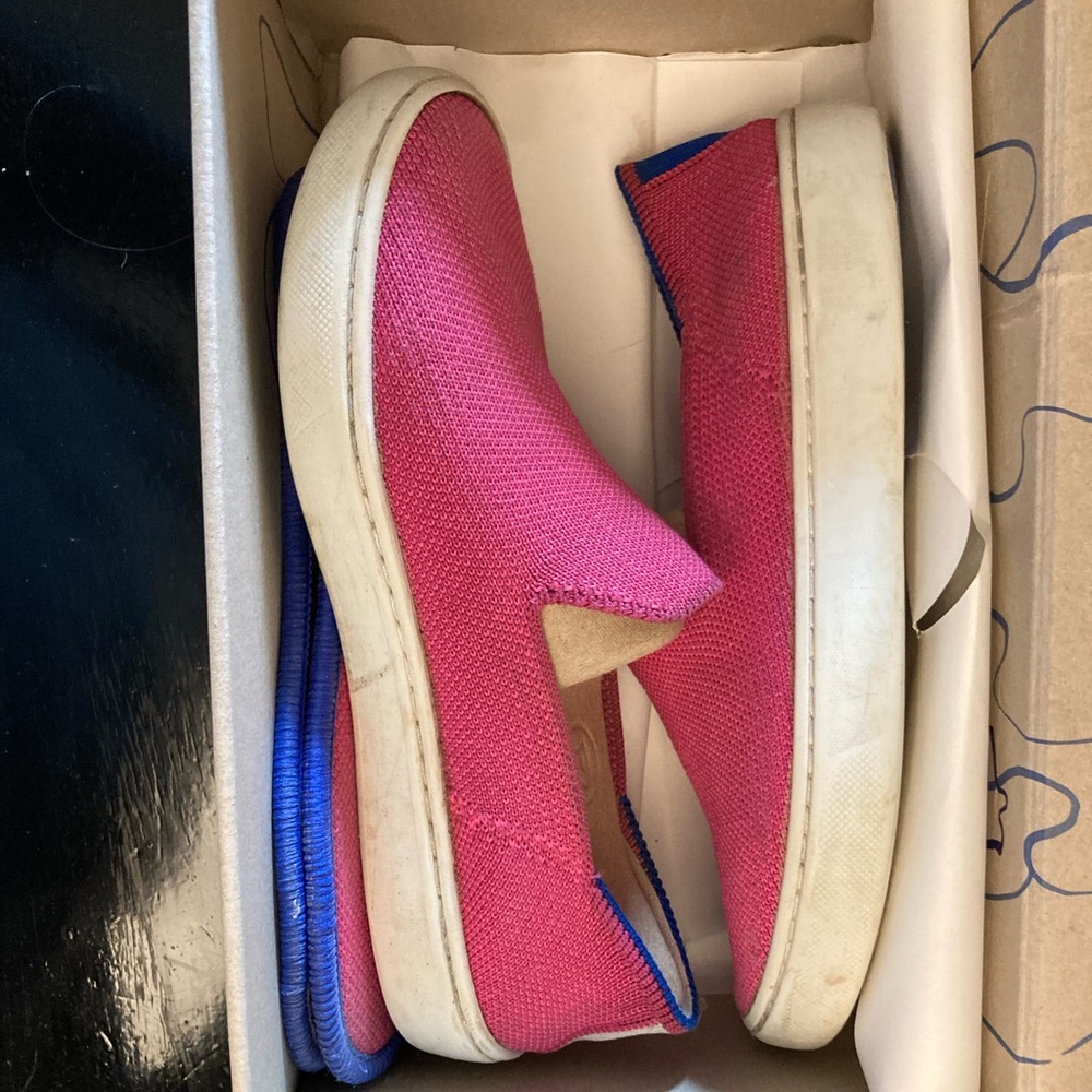 Rothys bubblegum sneakers size 2